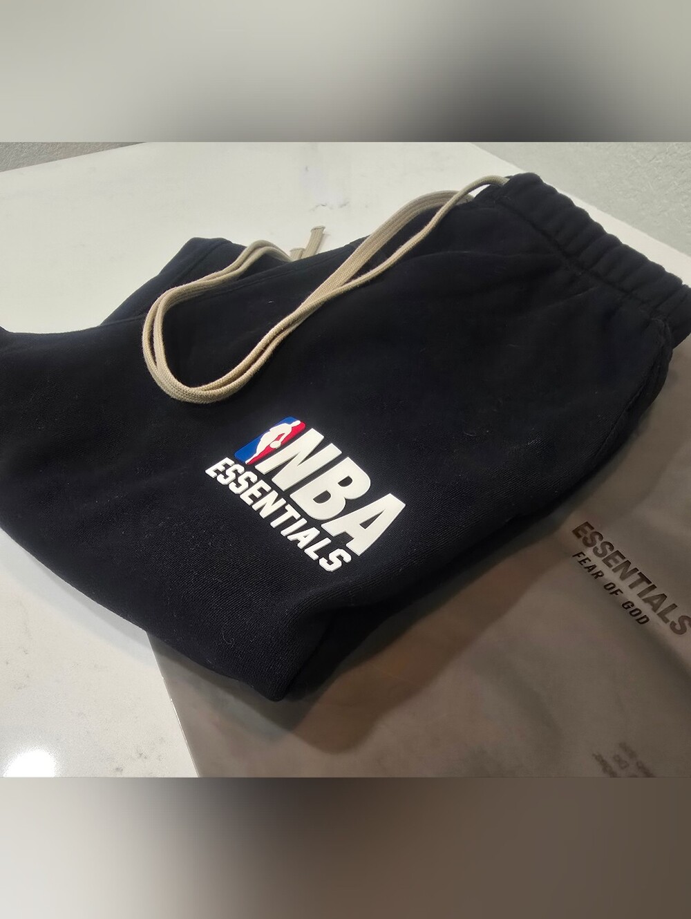 FEAR OF GOD ESSENTIALS NBA relaxed sweatpant - Black